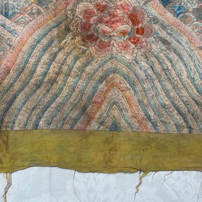 A pair of Chinese yellow-ground embroidered 'Dragons' and 'Phoenixes' panels — photo 46