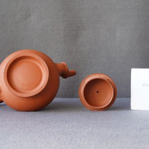 A pair of Chinese Yixing stoneware teapots and covers, Kangxi — 照片 12