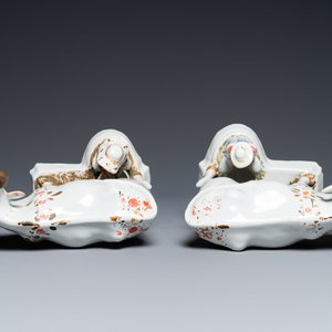 A pair of cold-painted white Dutch Delft cow milkers groups, 18th C. — 照片 8