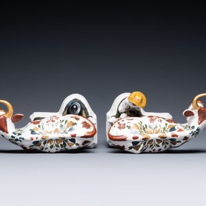 A pair of cold-painted white Dutch Delft milking groups, 18th C. — 照片 6