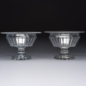 A pair of cut crystal footed bowls, 19th C. — foto 2