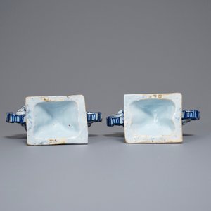 A pair of Delft-style blue and white heart-shaped tulip vases, Nurnberg, Germany, 18th C. — photo 17