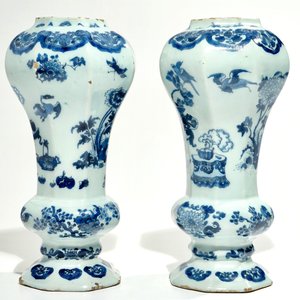 A pair of Dutch Delft blue and white chinoiserie vases, 2nd half 17th C. — 照片 4
