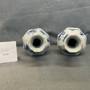 A pair of Dutch Delft blue and white chinoiserie vases, late 17th C. — 照片 11