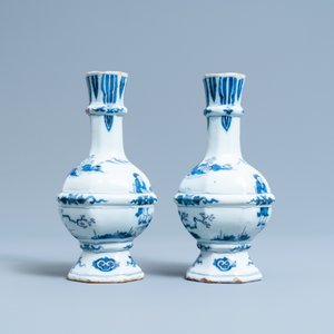 A pair of Dutch Delft blue and white chinoiserie vases, late 17th C. — 照片 2