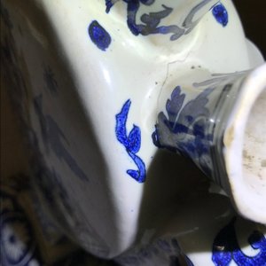 A pair of Dutch Delft blue and white heart-shaped tulip vases, 19th C. — 照片 11