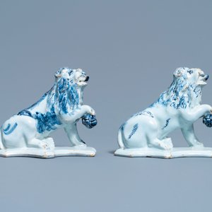 A pair of Dutch Delft blue and white models of lions, 18th C. — photo 2