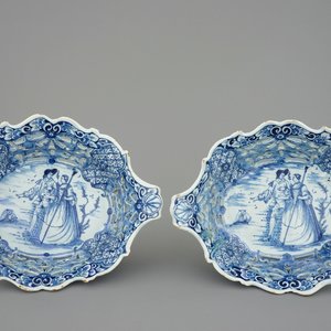 A pair of Dutch Delft blue and white openworked baskets, 18th C. — photo 1