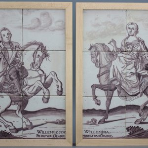 A pair of Dutch Delft manganese orangist equestrian portrait panels with Willem V and Willemina, 18th C. — 照片 1