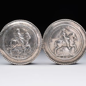 A pair of Dutch silver belt buckles, 833/000, 19th C. — 照片 1