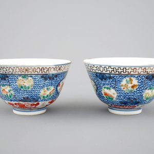 Une paire de bols en porcelaine de Chine finement décorés, 19ème — photo 2