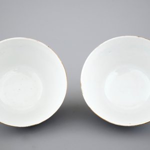 Une paire de bols en porcelaine de Chine finement décorés, 19ème — photo 5