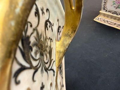 A pair of extremely rare Chinese Canton famille rose bough pots — foto 99