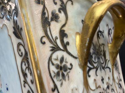 A pair of extremely rare Chinese Canton famille rose bough pots — foto 102
