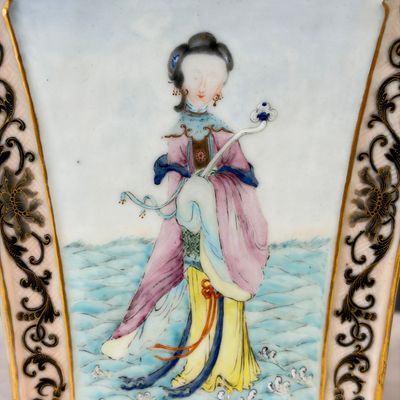 A pair of extremely rare Chinese Canton famille rose bough pots — foto 50