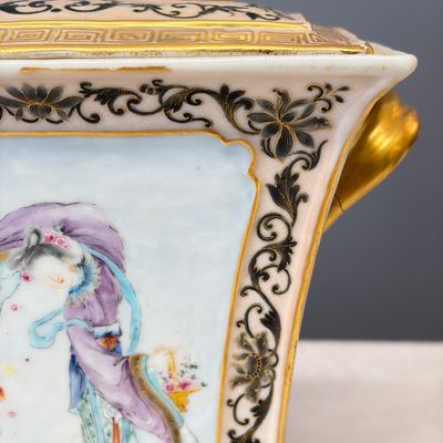 A pair of extremely rare Chinese Canton famille rose bough pots — foto 58