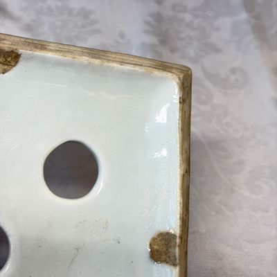 A pair of extremely rare Chinese Canton famille rose bough pots — foto 88