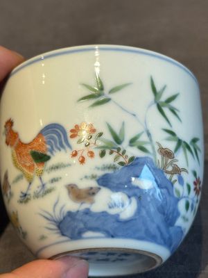 A pair of extremely rare imperial Chinese doucai 'chicken' cups, Chenghua mark, Yongzheng/Qianlong — photo 12