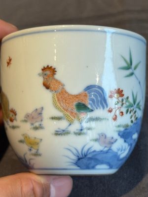 A pair of extremely rare imperial Chinese doucai 'chicken' cups, Chenghua mark, Yongzheng/Qianlong — photo 20