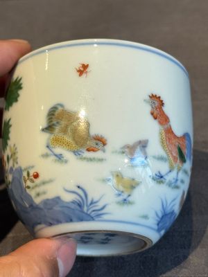 A pair of extremely rare imperial Chinese doucai 'chicken' cups, Chenghua mark, Yongzheng/Qianlong — photo 7