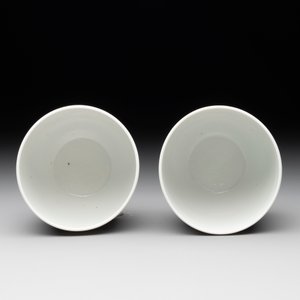 A pair of extremely rare imperial Chinese doucai 'chicken' cups, Chenghua mark, Yongzheng/Qianlong — photo 6