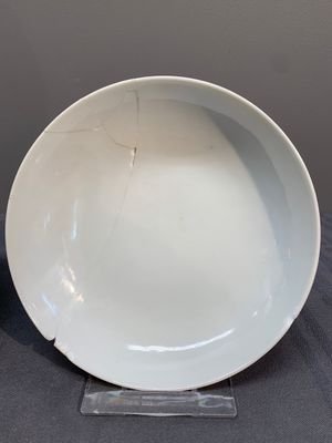 A pair of famille rose 'lotus' bowls and covers, Daoguang mark and of the period — photo 14