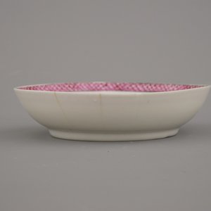 A pair of famille rose Mandarin cups and saucers, Qianlong, 18th C. — 照片 5