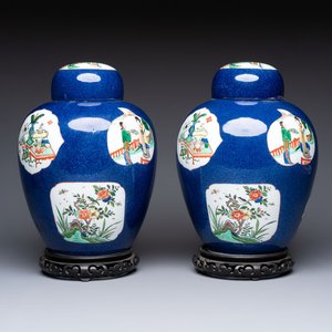 A pair of famille verte-style powder-blue-ground covered vases on stands, Samson, Paris, 19th C. — photo 1