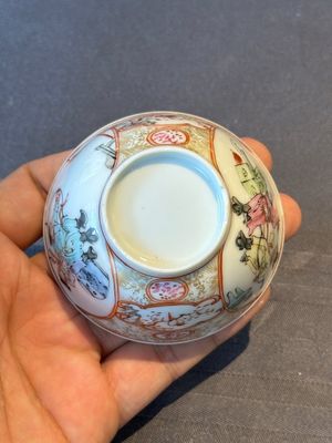 A pair of fine Chinese Canton famille rose cups, Yongzheng — foto 16