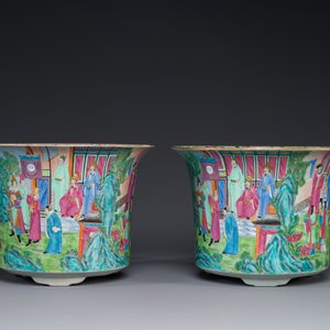 A pair of fine Chinese Canton famille rose jardinieres on stands, 19th C. — 照片 3
