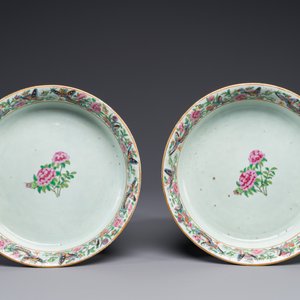 A pair of fine Chinese Canton famille rose jardinieres on stands, 19th C. — 照片 6