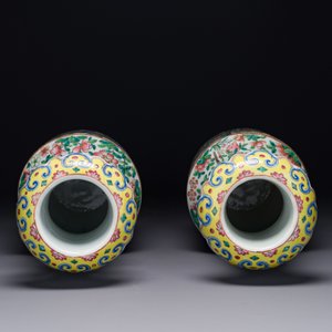 A pair of fine Chinese Canton famille rose 'Water Margin 水滸傳' vases, 19th C. — 照片 5