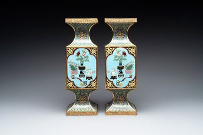 A pair of fine Chinese cloisonné square 'gu' vases with antiquities, 19/20th C.