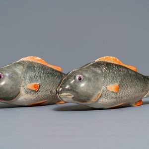 A pair of fine Chinese export fish tureens and covers, Qianlong — 照片 1