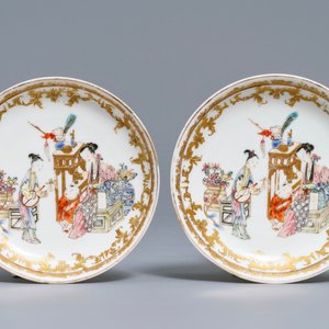 A pair of fine Chinese famille rose cups and saucers, Yongzheng — 照片 2