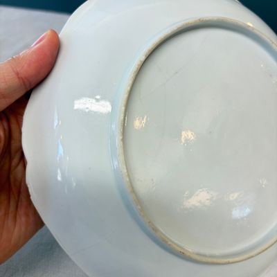 A pair of fine Chinese famille rose eggshell plates with figural design — foto 8