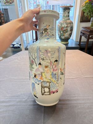 A pair of fine Chinese famille rose 'Guo Ziyi 郭子儀' rouleau vases, Qianlong mark, 19th C. — photo 9