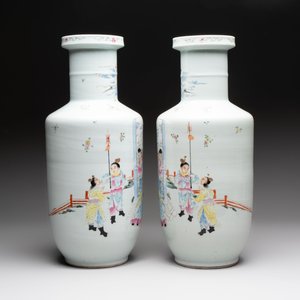A pair of fine Chinese famille rose 'Guo Ziyi 郭子儀' rouleau vases, Qianlong mark, 19th C. — photo 4