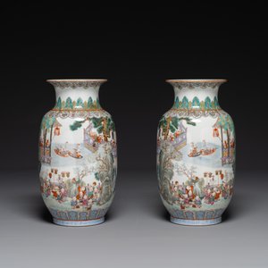 A pair of fine Chinese famille rose 'hundred boys' lantern-shaped vases, Yan Xi Tong He 燕囍同和 mark, Republic — 照片 4