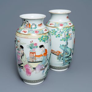 A pair of fine Chinese famille rose 'ladies' vases, Qianlong mark, 19/20th C. — 照片 7