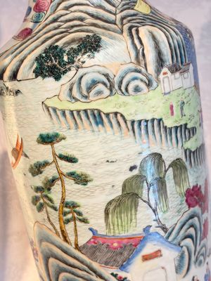 A pair of fine Chinese famille rose 'Ode to the Red Cliff' vases, Hongwu mark, Daoguang — photo 13