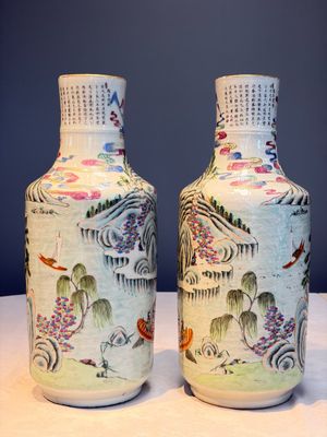 A pair of fine Chinese famille rose 'Ode to the Red Cliff' vases, Hongwu mark, Daoguang — photo 2