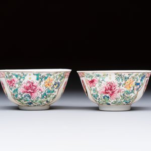 A pair of fine Chinese famille rose 'Rooster' cups and saucers, Yongzheng — foto 7