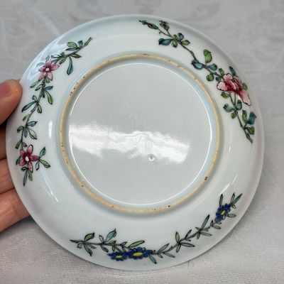A pair of fine Chinese famille rose 'Rooster' tea bowls and saucers — 照片 9