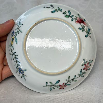 A pair of fine Chinese famille rose 'Rooster' tea bowls and saucers — 照片 19
