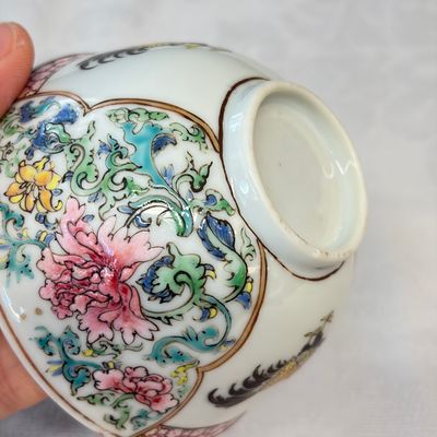 A pair of fine Chinese famille rose 'Rooster' tea bowls and saucers — 照片 38