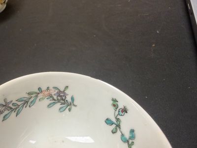 A pair of fine Chinese famille rose 'Rooster' tea bowls and saucers — 照片 40