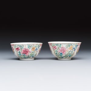 A pair of fine Chinese famille rose 'Rooster' tea bowls and saucers — 照片 5