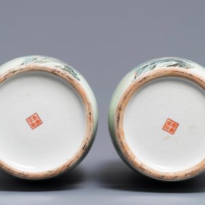 A pair of fine Chinese famille rose rouleau vases, Qianlong mark, Republic, 20th C. — photo 6