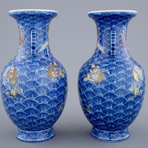 A pair of fine Chinese famille rose vases with immortals on waves, 19/20th C. — 照片 2